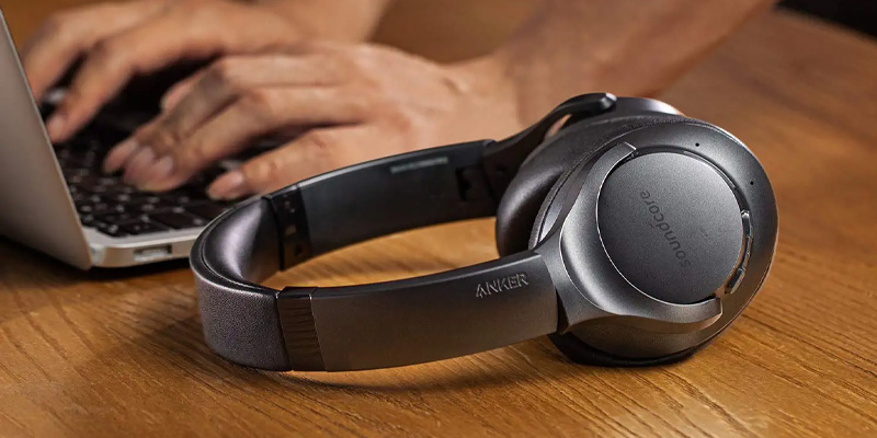 Review of Soundcore AK-A3025011 Life Q20 Hybrid Active Noise Cancelling Headphones