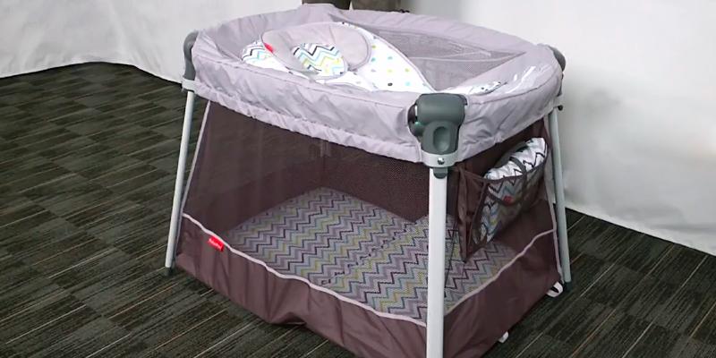 Detailed review of Fisher-Price Ultra-Lite Day & Night Play Yard
