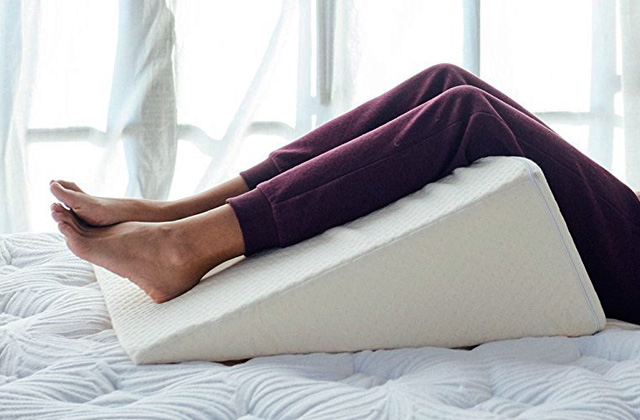 Best Bed Wedges for Keeping You in a Natural, Comfortable Position  