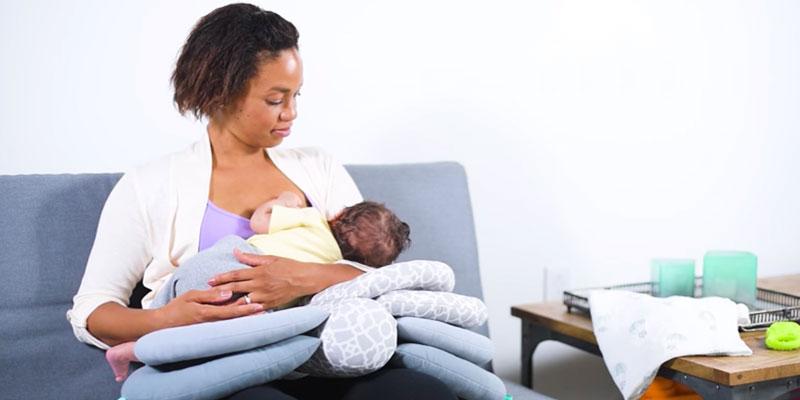Infantino Elevate Adjustable Nursing Pillow in the use